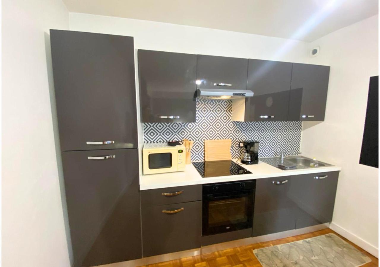 Апартаменты Le 107 - Poitiers - Chu - La Conciergerie. Экстерьер фото